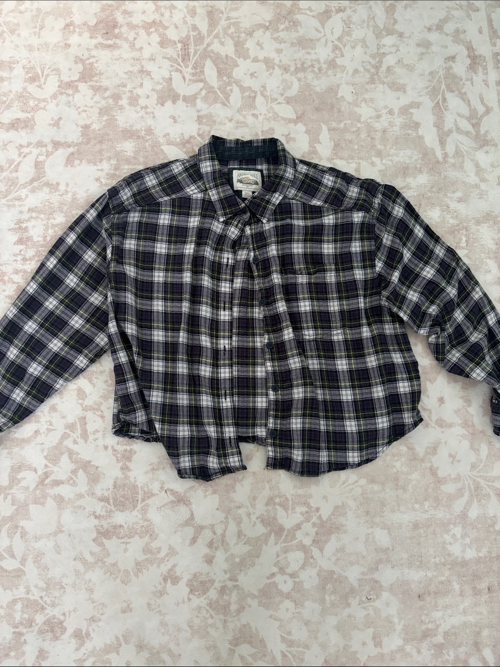 American Eagle Outfitters Plaid Button-Down Shirt